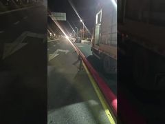 Voir la démonstration d'installation du film protecteur de fond de regarnissage de réparation de points sans tranchée de tuyaux en PVC